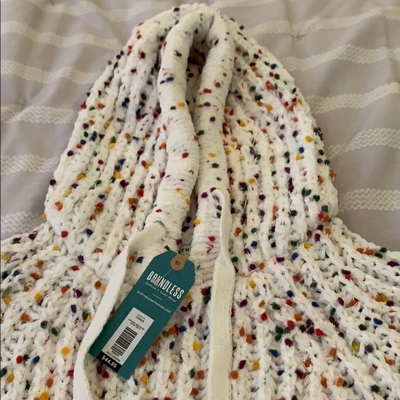 Brand new white sweater! - Picture 2 of 5